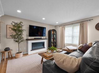1391 Ithaca Dr, Columbus, OH 43228