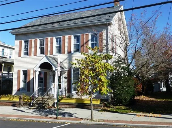 121-123 S Main St, Alburtis, PA 18011