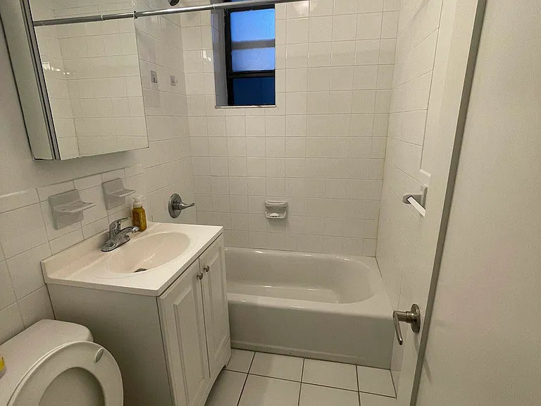 31-21 29th St #1 — Photo 7
