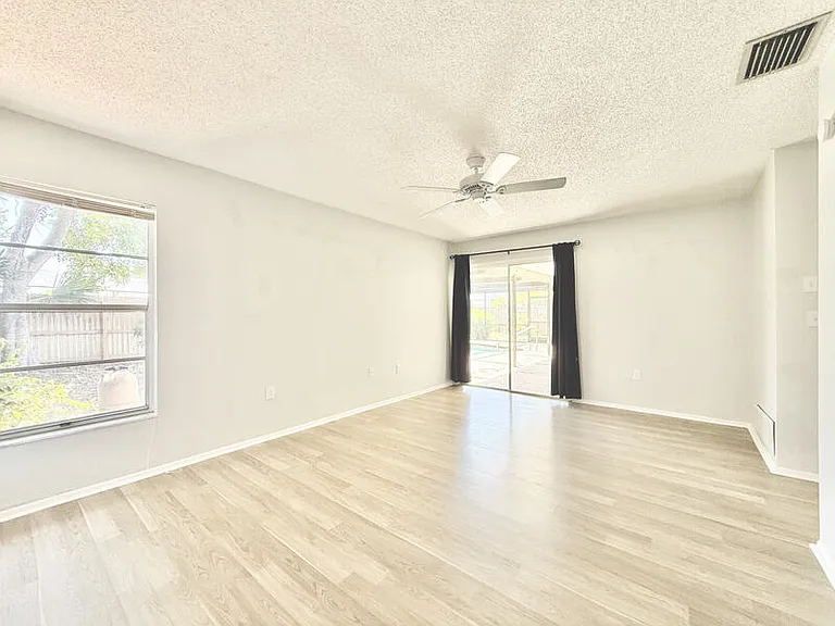 3777 Gatewood Dr — Photo 28