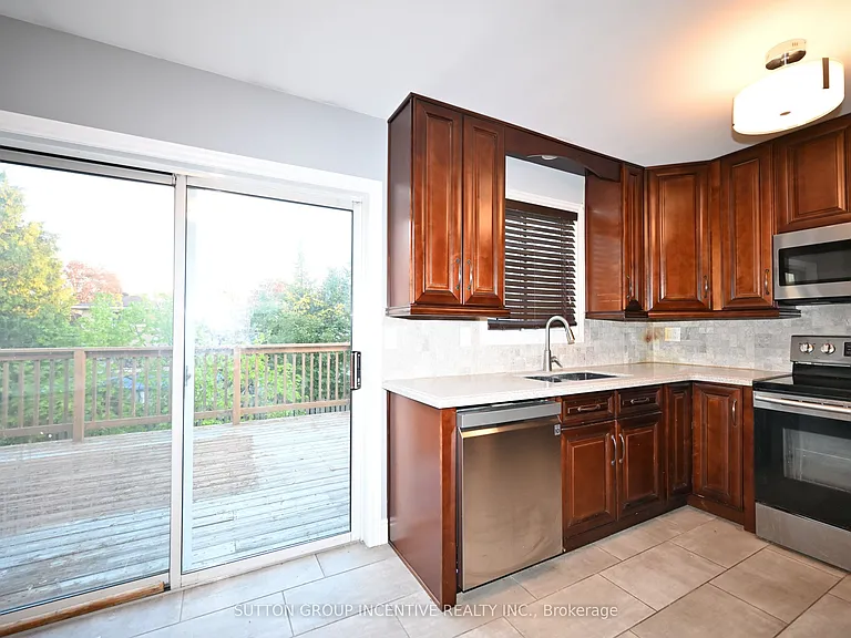 39 Jones Dr #UPPER — Photo 10