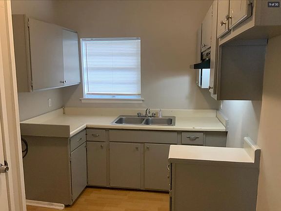 Screenshot 2023-07-22 at 09-59-57 2476 Calvert Ave Memphis TN 38108 Zillow_07222023