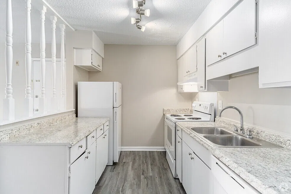 J173-4601 Packard Dr — Photo 3