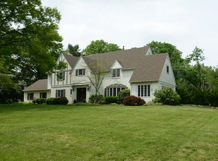 6753 Glen Acres Dr, Cincinnati, OH 45237