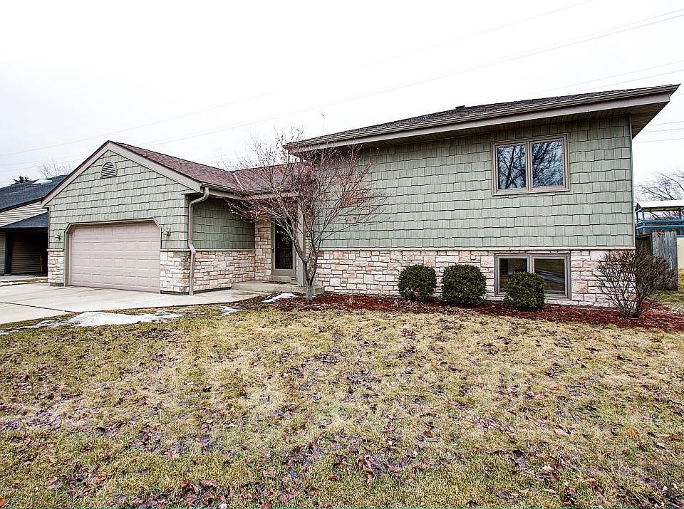 1st image of 7013 W Waterford Ave