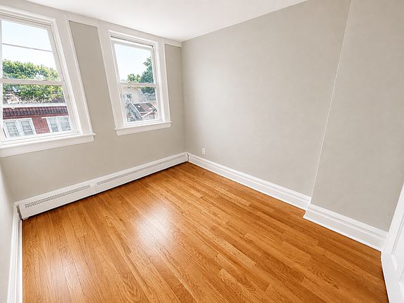 4th image of 117 Brookdale Ave APT 3