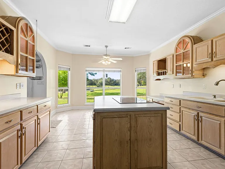 83 Lake Lorraine Cir — Photo 24