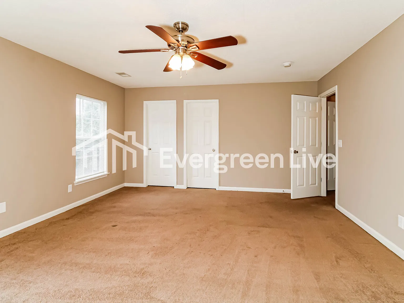 3 bed, 2.5 bath, 1630 sqft, $1,695 — Photo 4