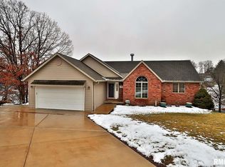 9504 W Whittingham Point, Mapleton, IL 61547