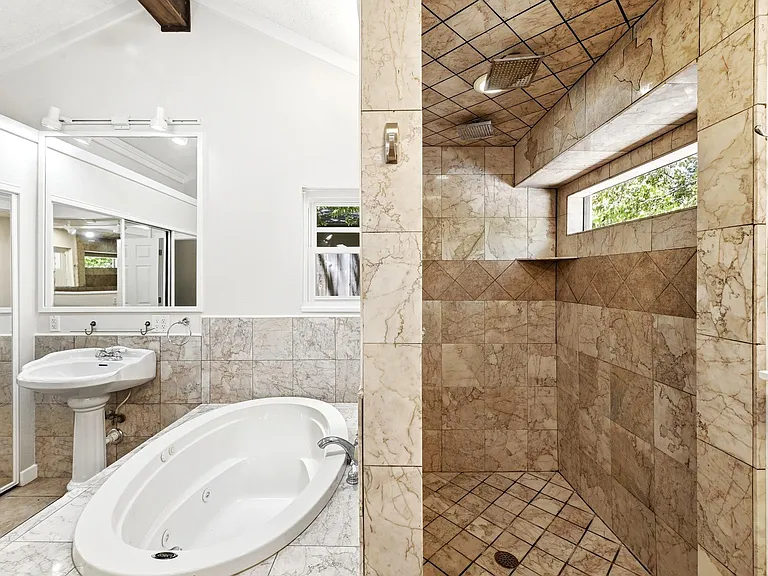 2702 Goldbridge Dr — Photo 19