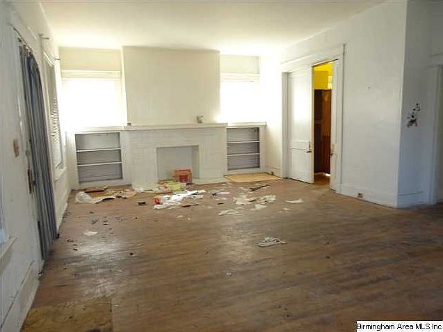2nd image of 1520 29th St