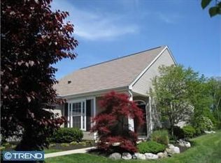 42 Stanford Rd E, Pennington, NJ 08534