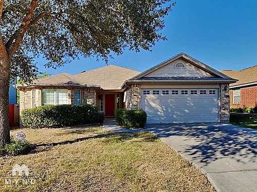4611 Echo Lake Dr Photo 1