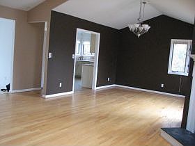 2nd image of 33 W Lake Forest Dr