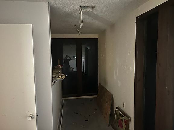 4th image of 2107 Ridgewood Dr