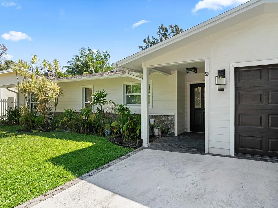 50 NW 5th Ave