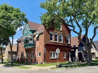 2489 S 9th St #2491, Milwaukee, WI 53215