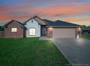 384 E 498th Cir, Pryor, OK 74361