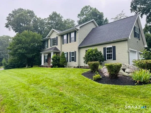 152 New London Road, Groton, CT 06340