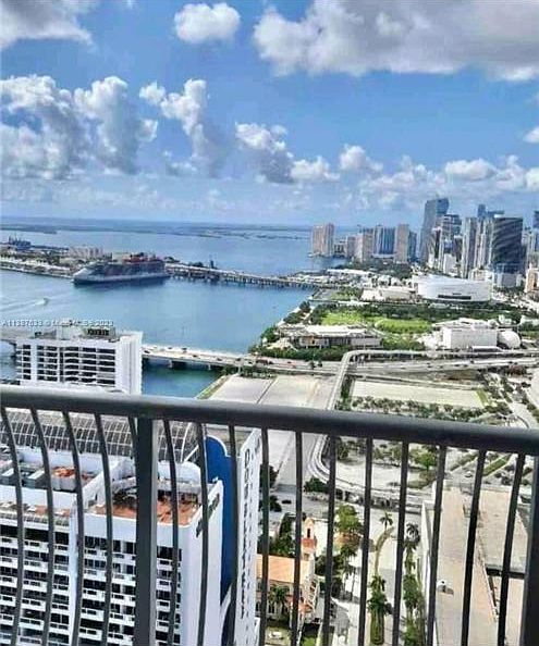 1st image of 1750 N Bayshore Dr APT 5308