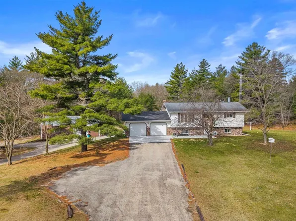1211 18th Drive, Arkdale, WI 54613
