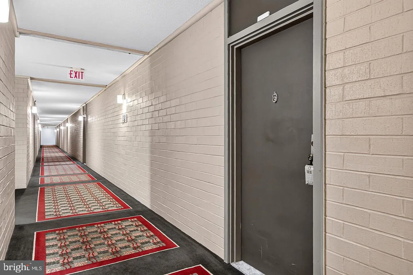 1 bed, 1.0 bath, 785 sqft, $1,800 — Photo 4