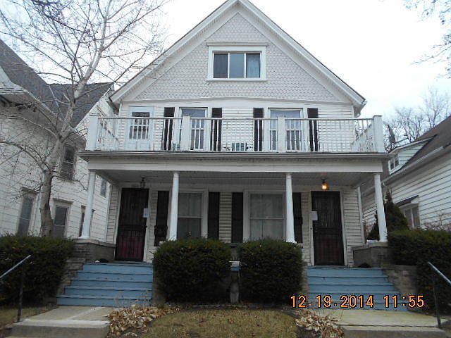 1st image of 2044 N Cambridge Ave #2046