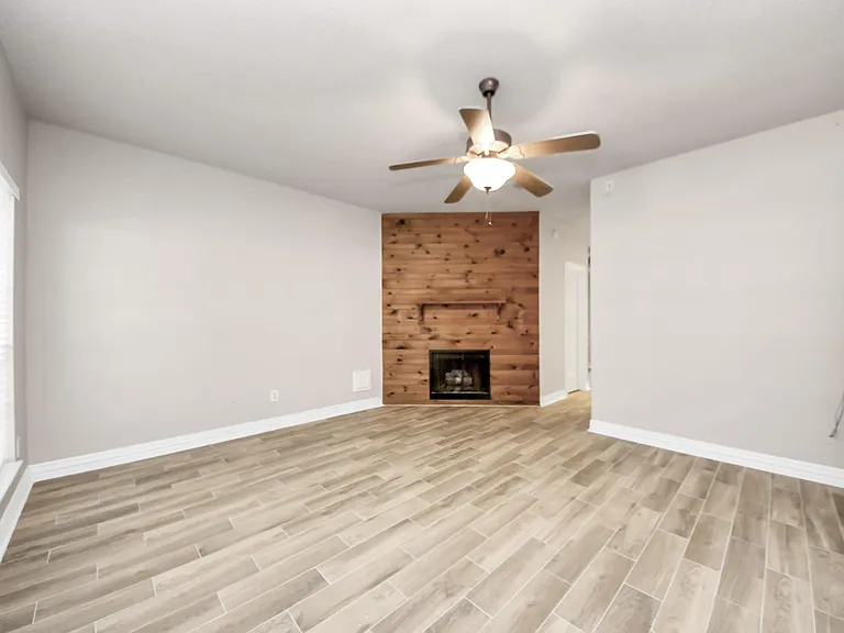 2910 Grants Lake Blvd #1205 — Photo 5