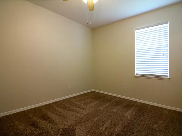 811 Krenson Woods Ln — Photo 25
