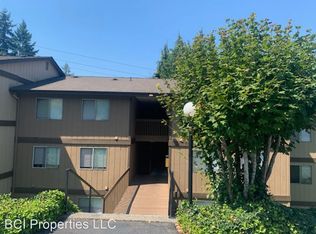 5823 N 33rd St #6, Tacoma, WA 98407