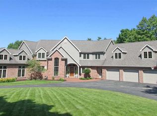 1750 Hawthorne Heights Dr, De pere, WI 54115