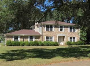 6028 Spanish Oak Dr, Pensacola, FL 32526