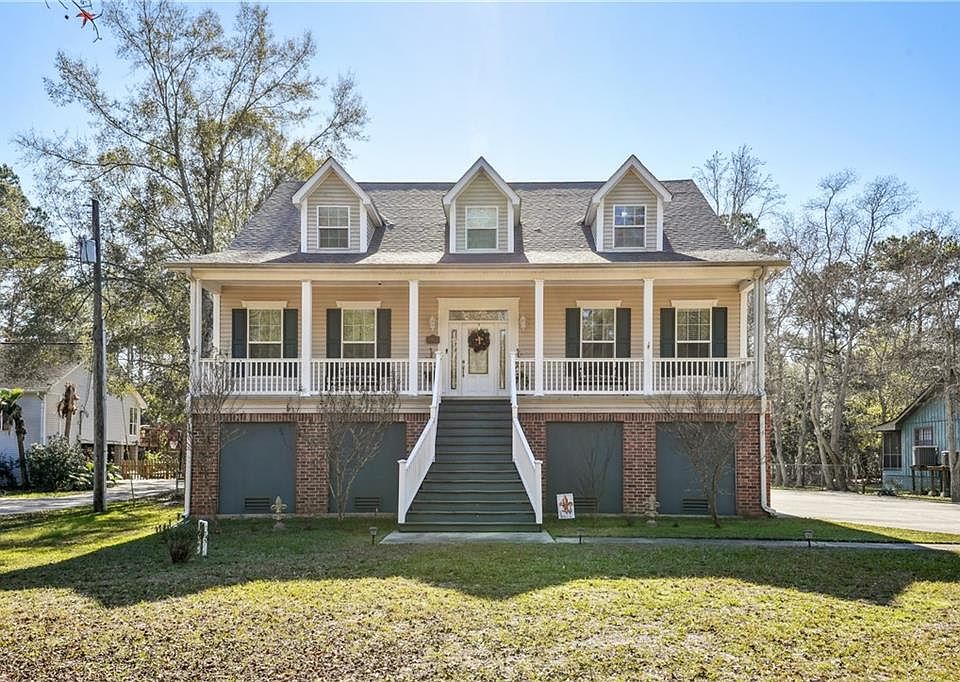 1st image of 26534 Lucille Dr