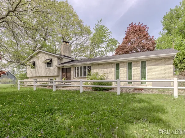 5591 Wing Ave SE, Grand Rapids, MI 49508