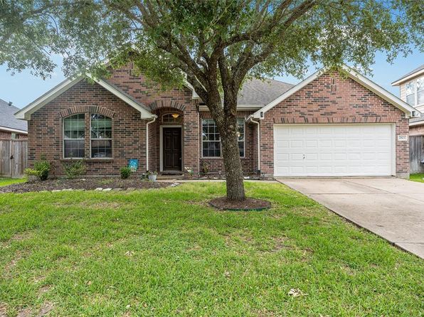 2823 Chinaberry Park Ln