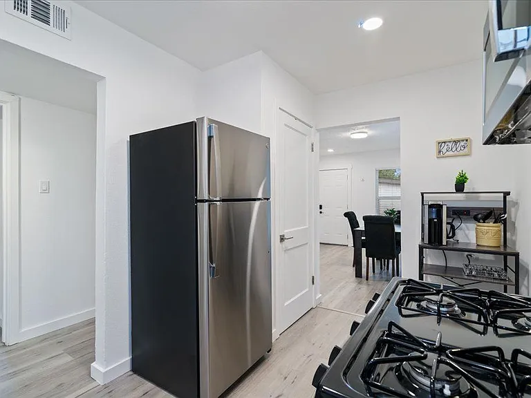 713 Hunter Dr #713 — Photo 5