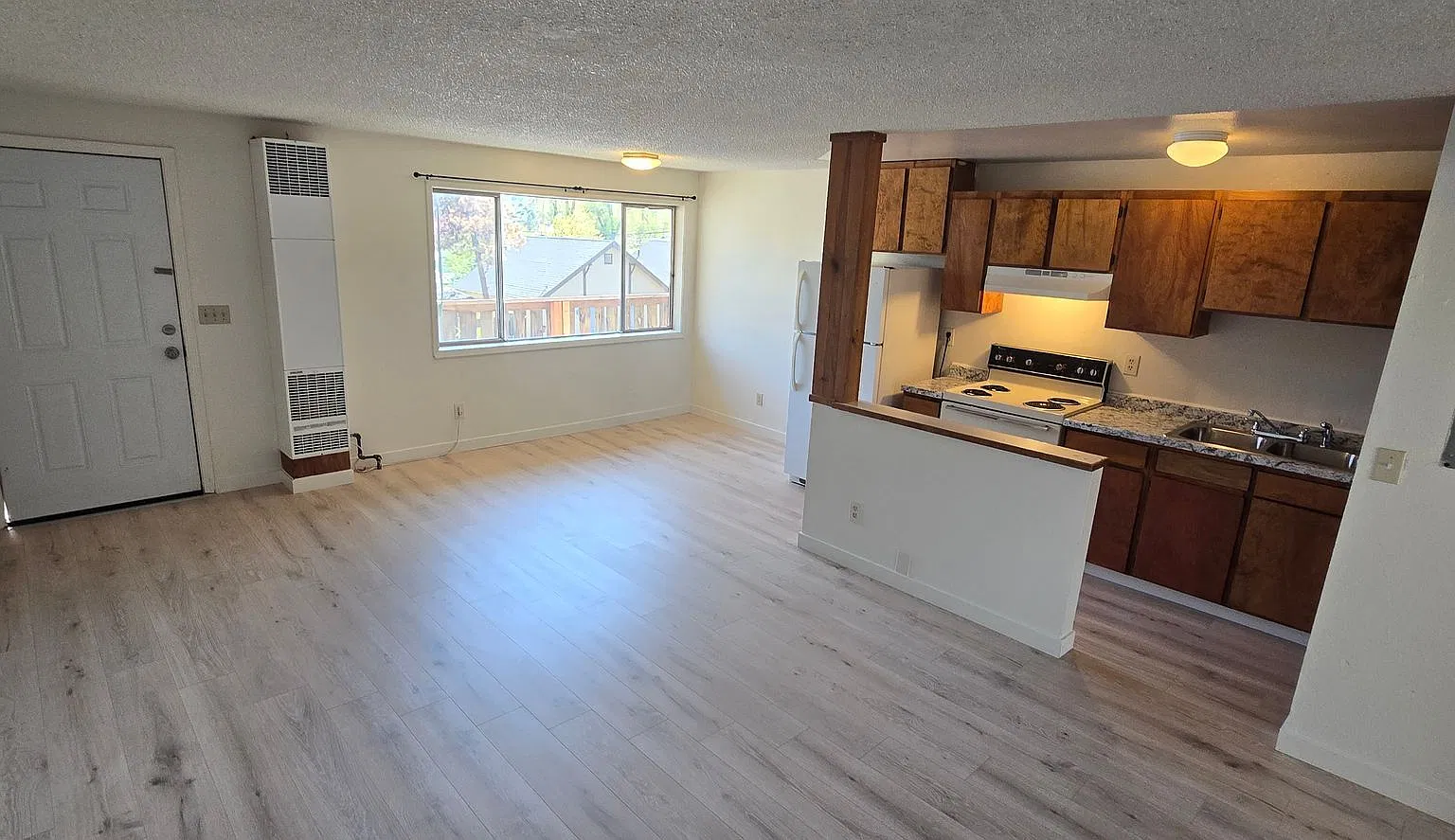 2139 Biehn St #17 — Photo 3