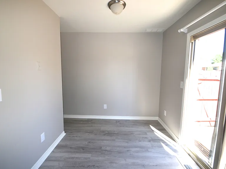 Highline Village Townhomes — Photo 5