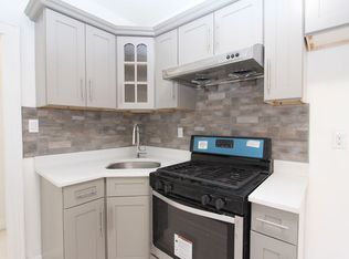 180 Highlawn Ave #2R, Brooklyn, NY 11223
