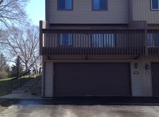 161 River Woods Ln, Burnsville, MN 55337