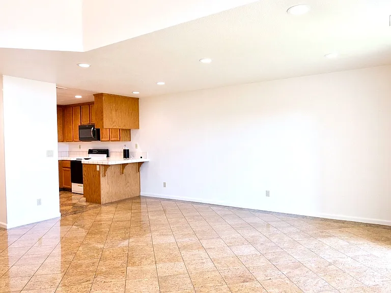 4378 Conejo Dr — Photo 8