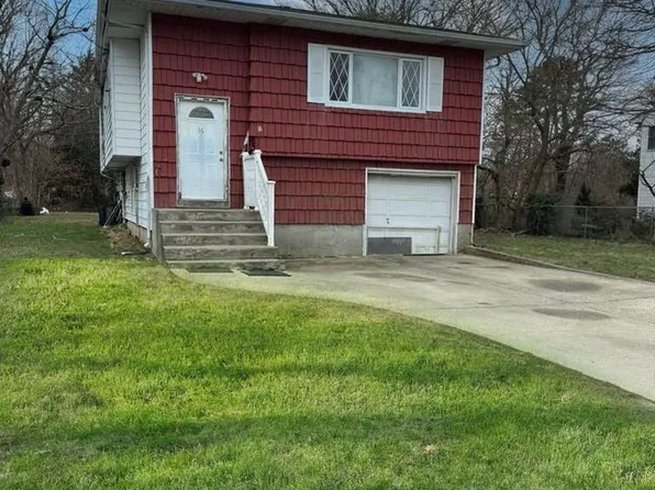 16 Jewel Street, Brentwood, NY 11717