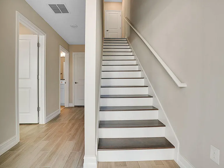 5351 Bridge St — Photo 8