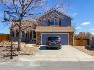 4790 Signal Rock Rd, Colorado Springs, CO 80922