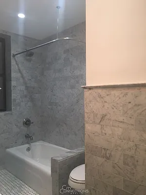 Rented by City Connections Realty | media 16