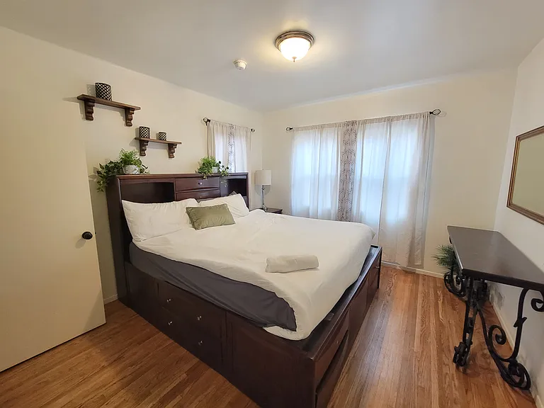 1427 S Shenandoah St #1427 — Photo 12
