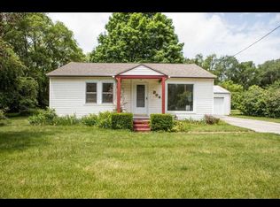 804 Burr Oak Ave, Evansdale, IA 50707