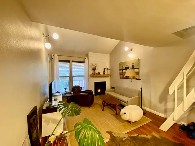 424 N Center St #311 — Photo 2