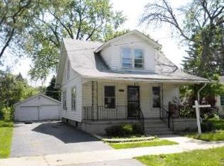 826 Hinman St, Aurora, IL 60505