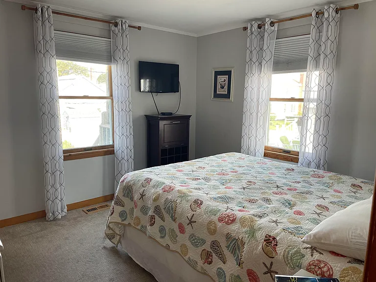 885 Ocean Blvd — Photo 10